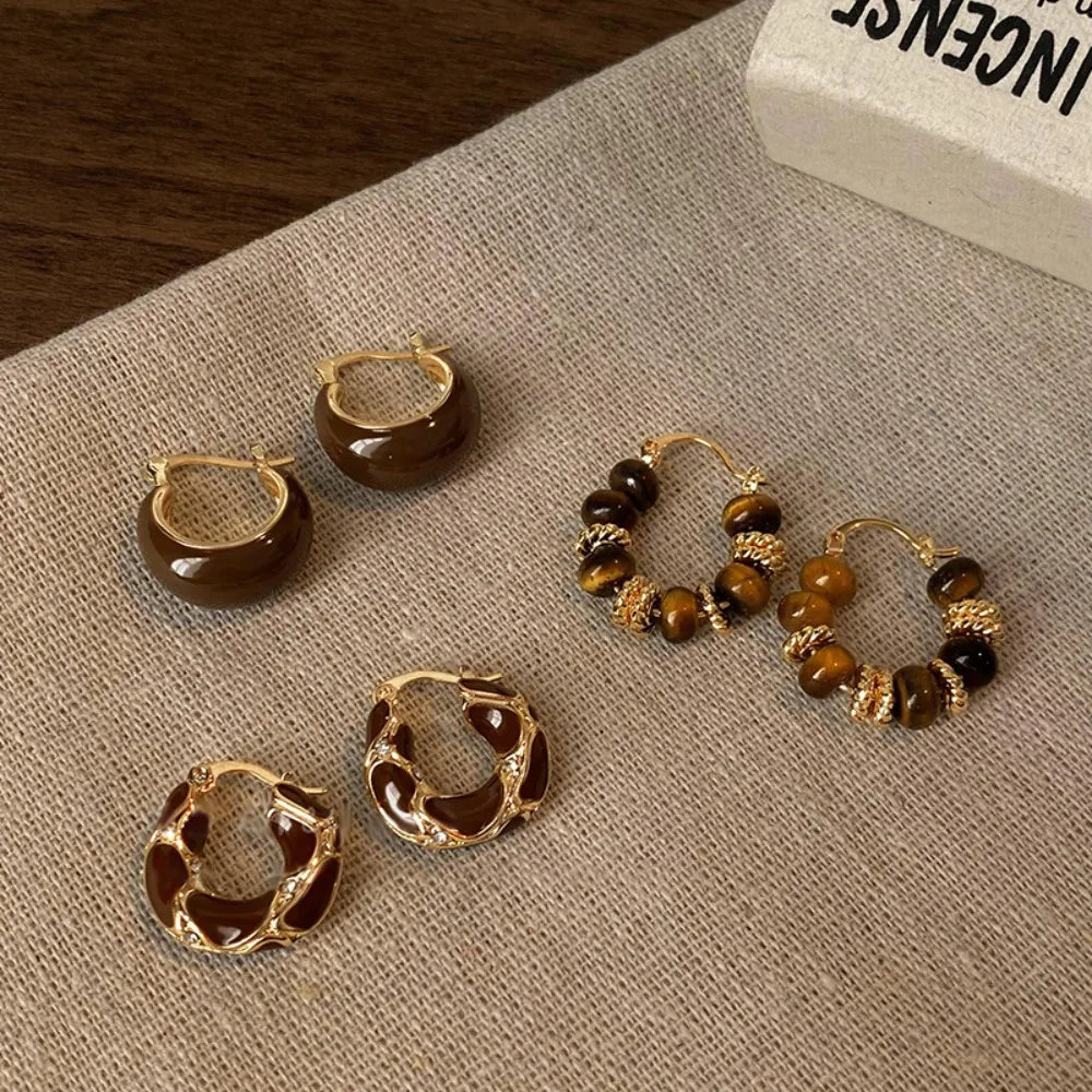Temperament Vintage Brown Enamel Zircon Hoop Earrings for Women Exquisite Stainless Steel Beaded Wedding Bride Jewelry Accessory