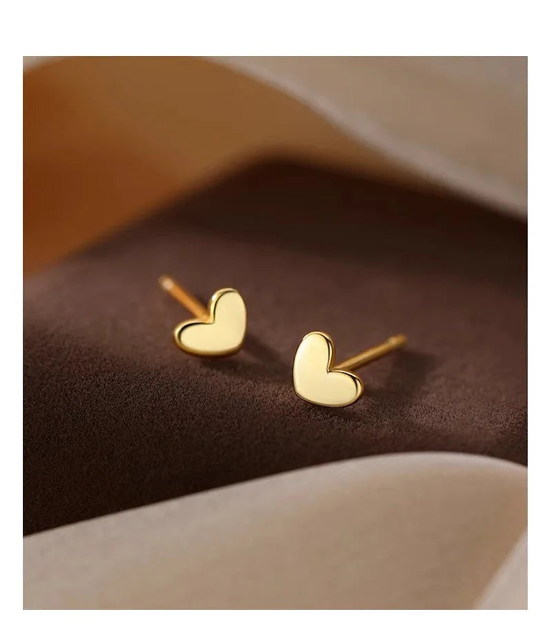 Fashion Minimalist Mini Small Heart Stud Earring For Women Tragus Ear Piercing Sweet Cute Temperament Earring Teen Party Jewelry