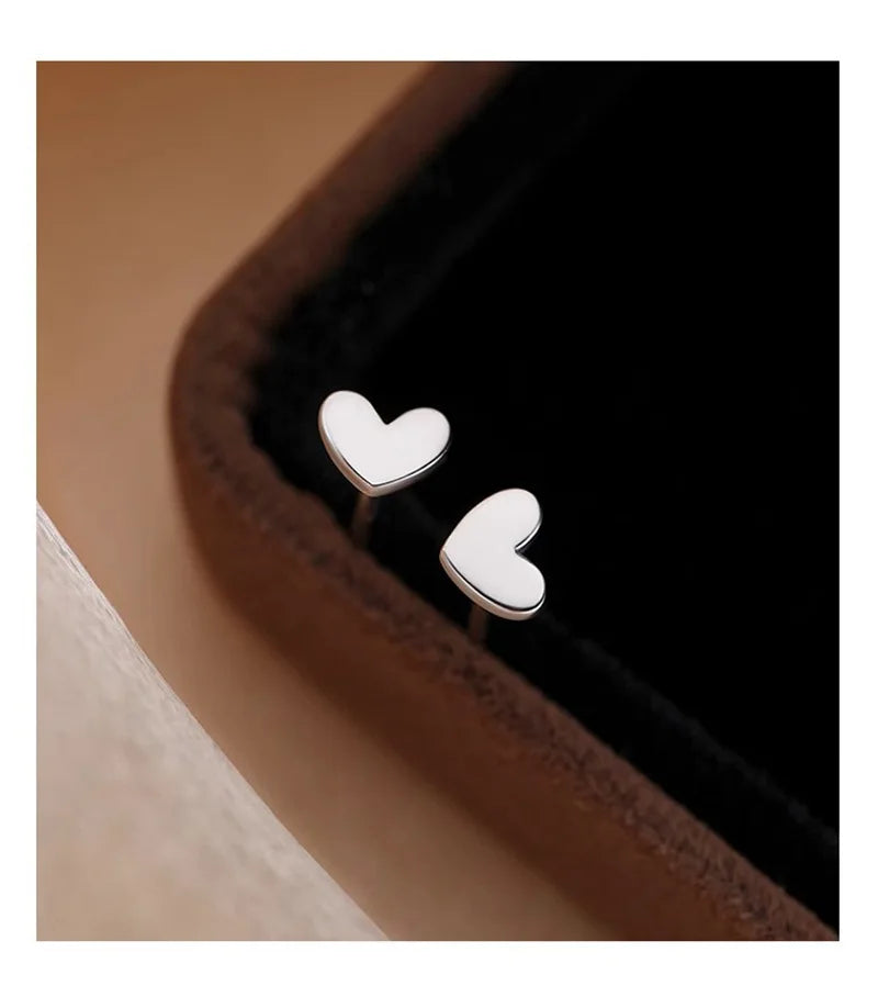 Fashion Minimalist Mini Small Heart Stud Earring For Women Tragus Ear Piercing Sweet Cute Temperament Earring Teen Party Jewelry